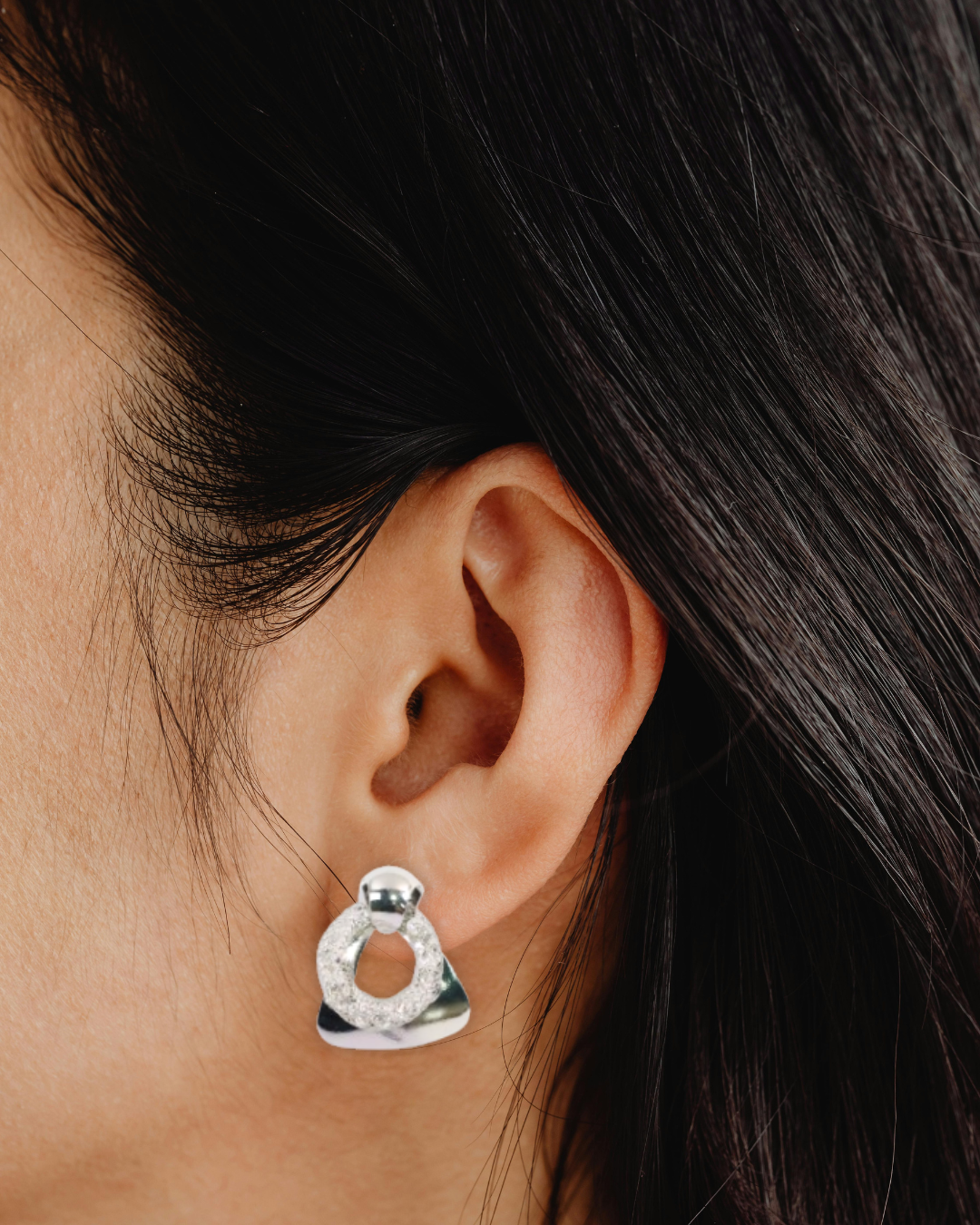 Geometric Circle Stud Earrings (SAP S21)