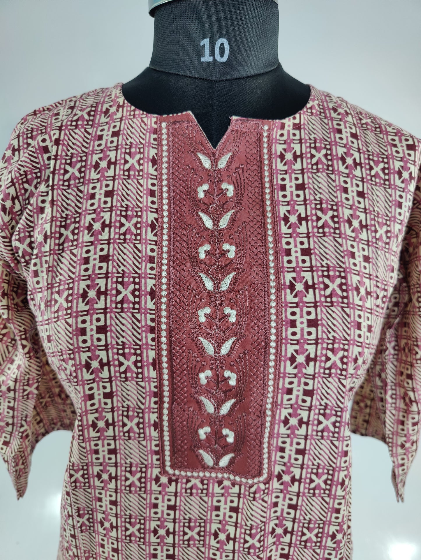 Pink Geometric Kurta with Embroidered Detailing