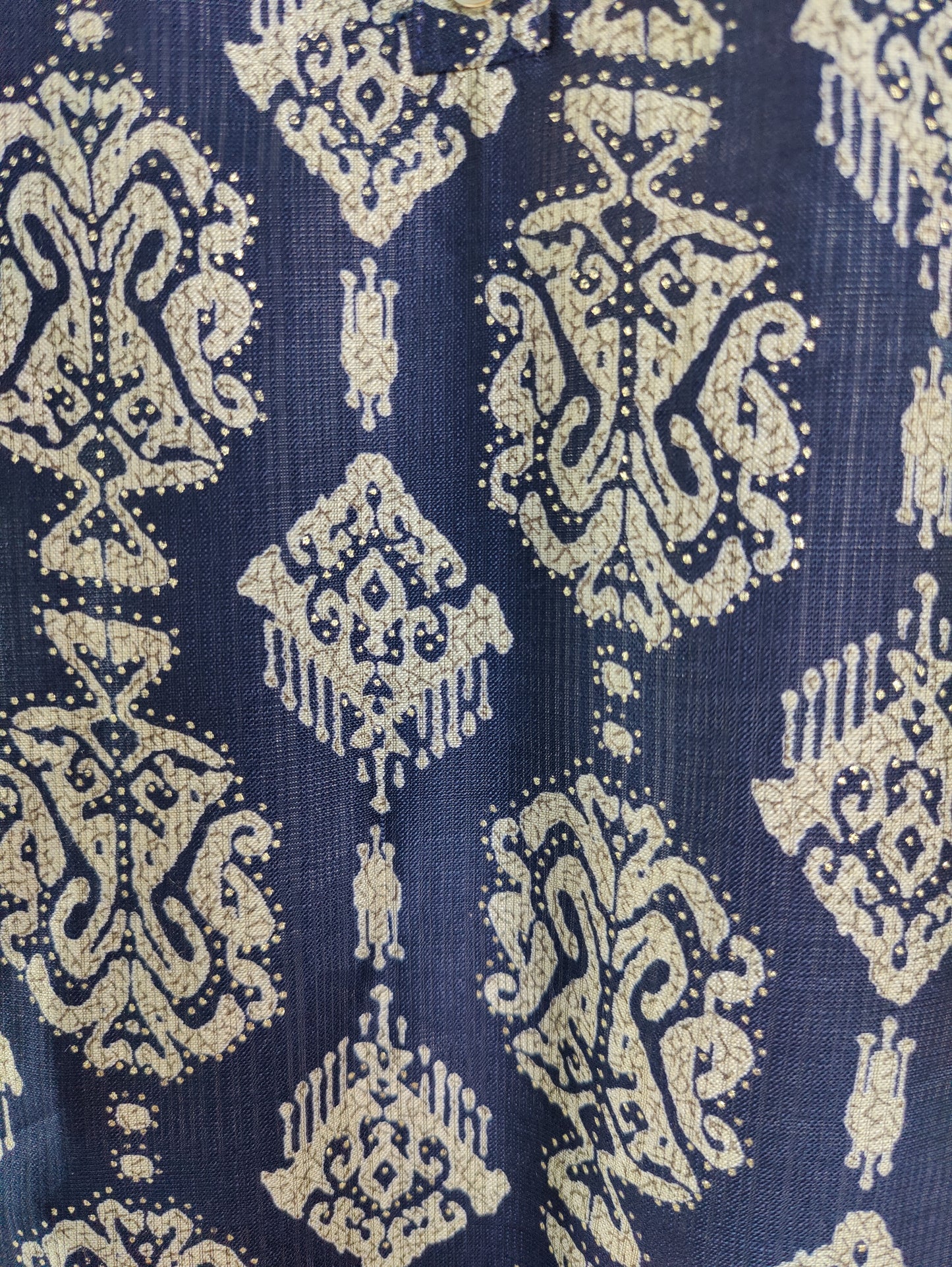 Midnight Ikat: Navy Blue Kurta with Intricate Pattern