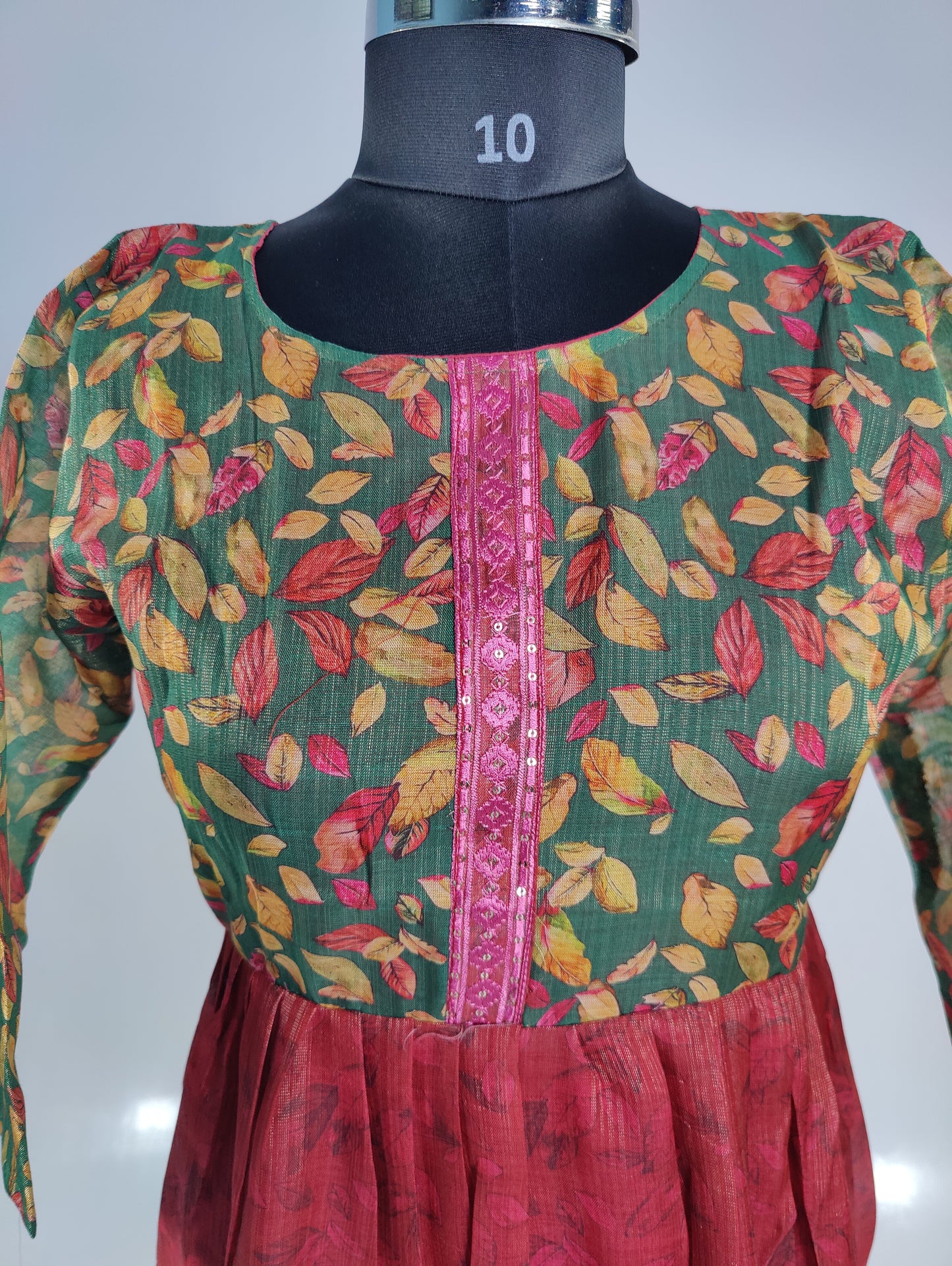 Rustic Elegance: Block-Printed Kurti with Contrasting Colors