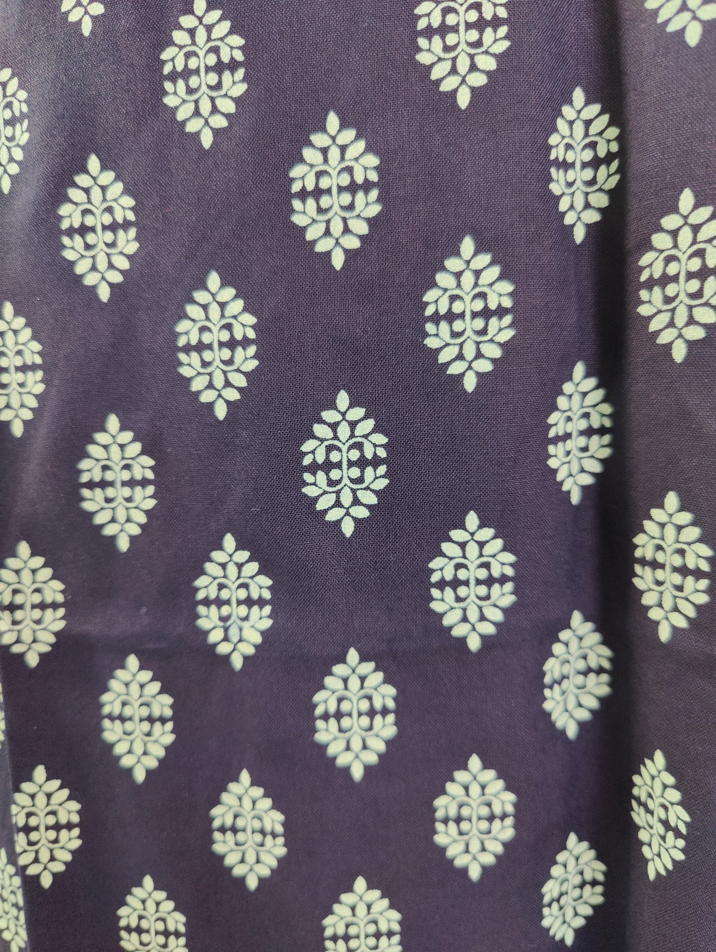 Black Geometric Kurta with Embroidered Detailing