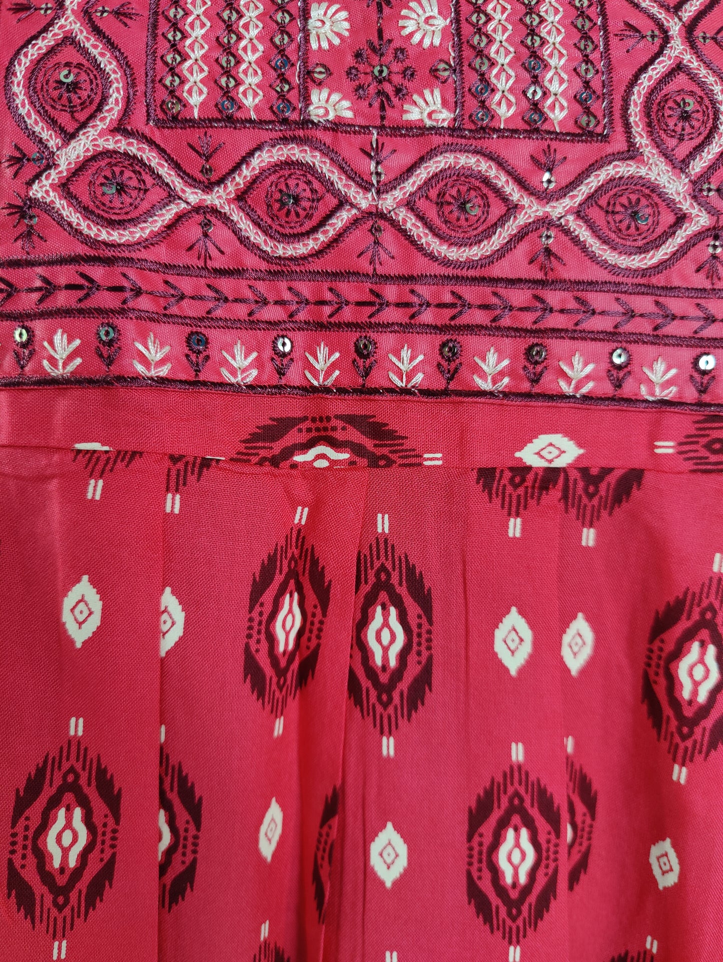 Embroidered Elegance: Red Ikat Kurta with Pleated Detail