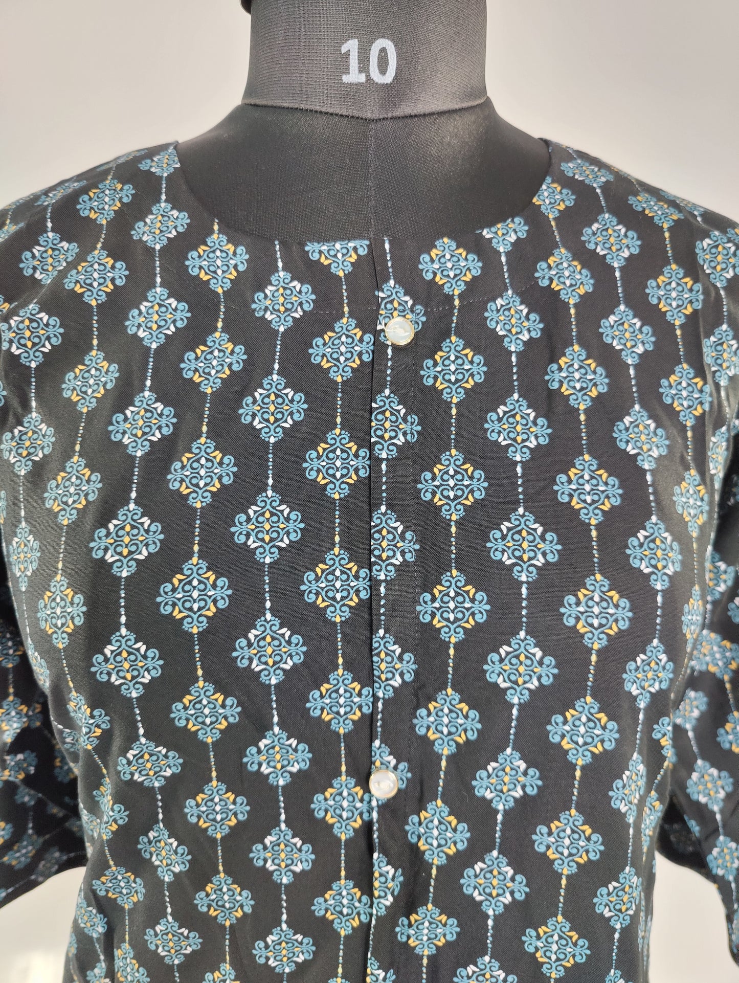 Midnight Magic: Black Kurta with Intricate Geometric Pattern