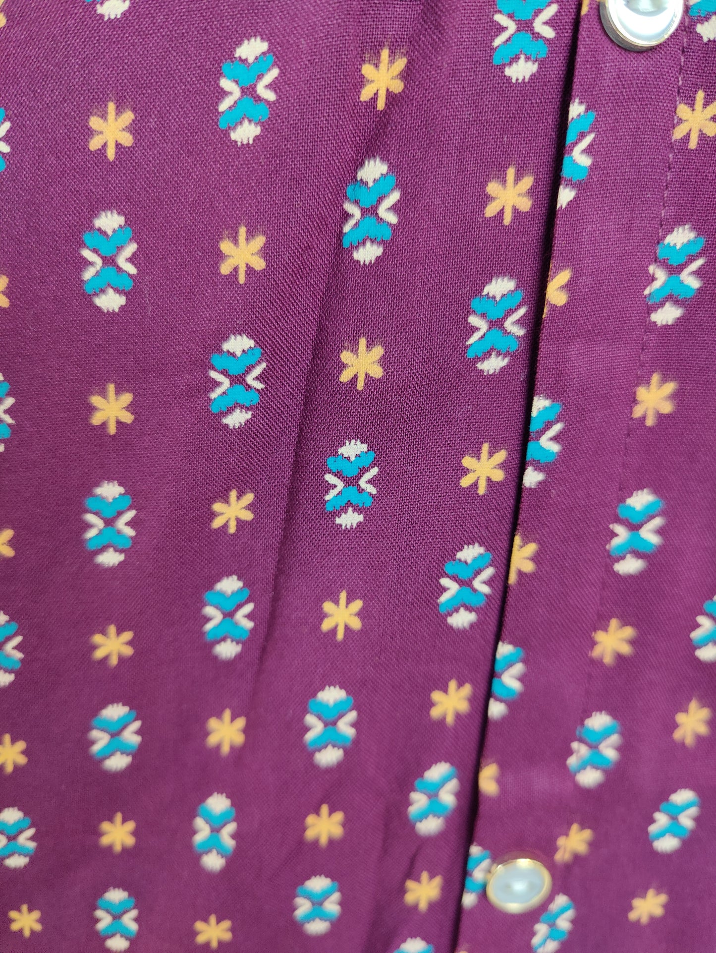 Vintage Vibes: Maroon Kurta with Retro Print