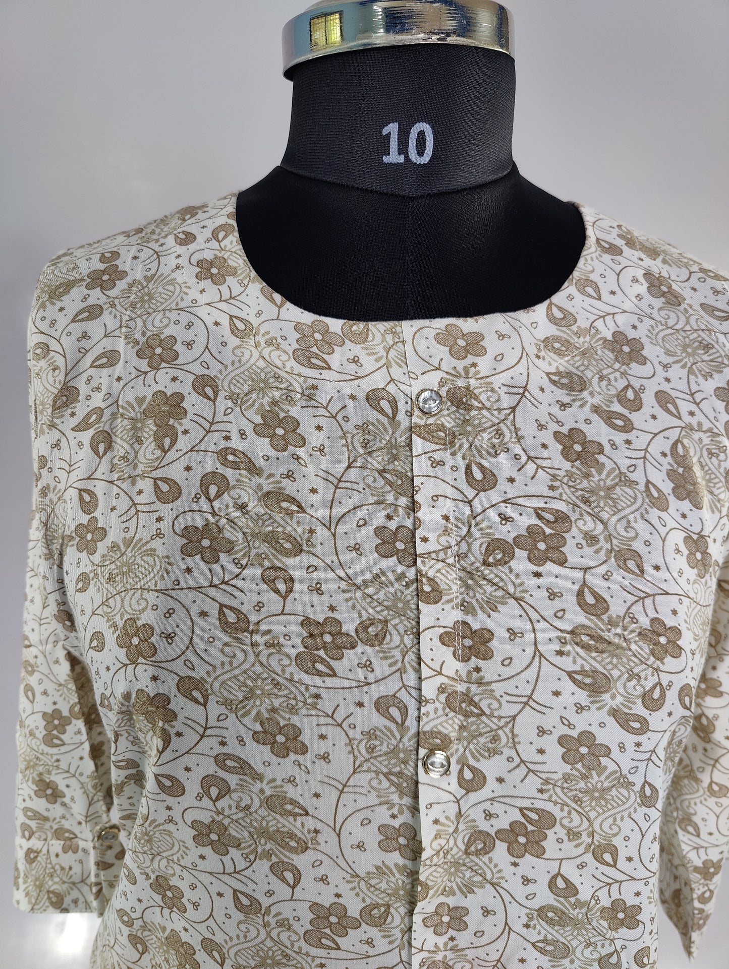 Subtle Elegance: Off-White Kurta with Delicate Floral Print