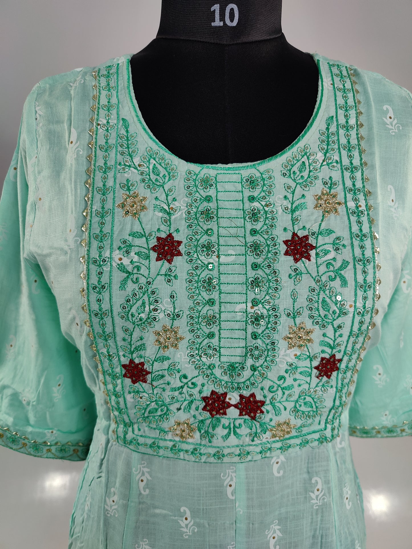 Sea Green Embroidered Kurta with Floral Motifs