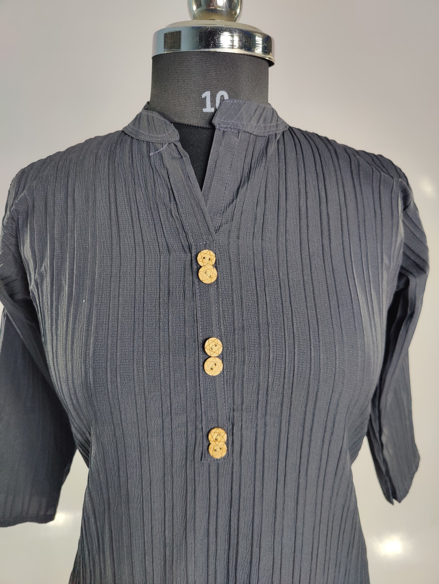 Timeless Elegance: Black Textured Kurti with Mandarin Collar