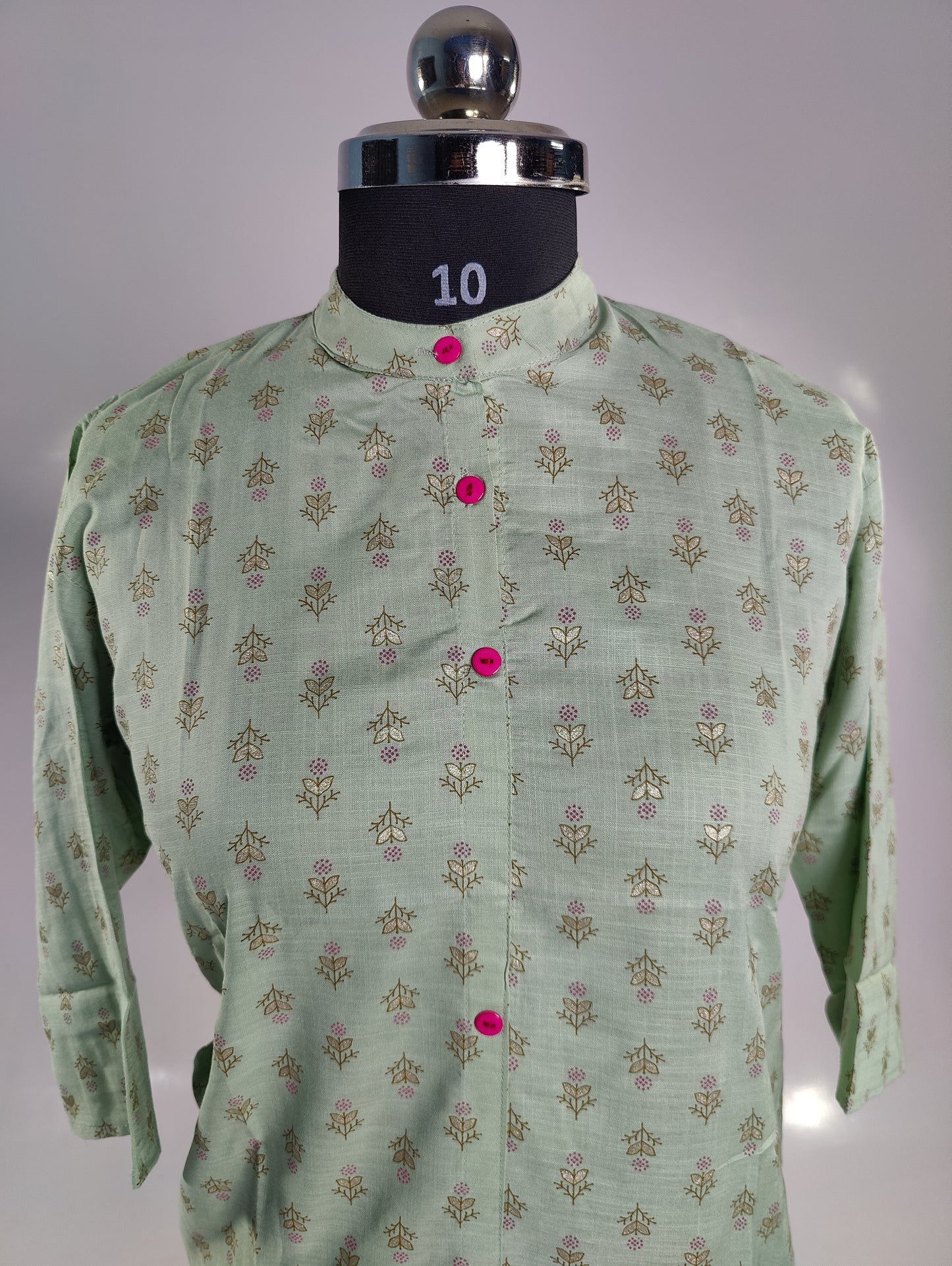 Subtle Elegance: Mint Green Printed Kurti with Mandarin Collar