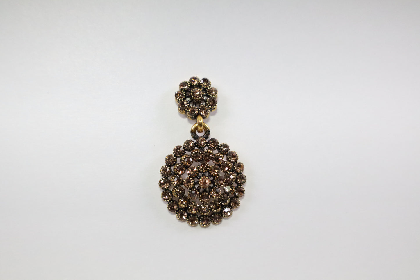 Elegant Crystal Drop Earrings (KN1650)