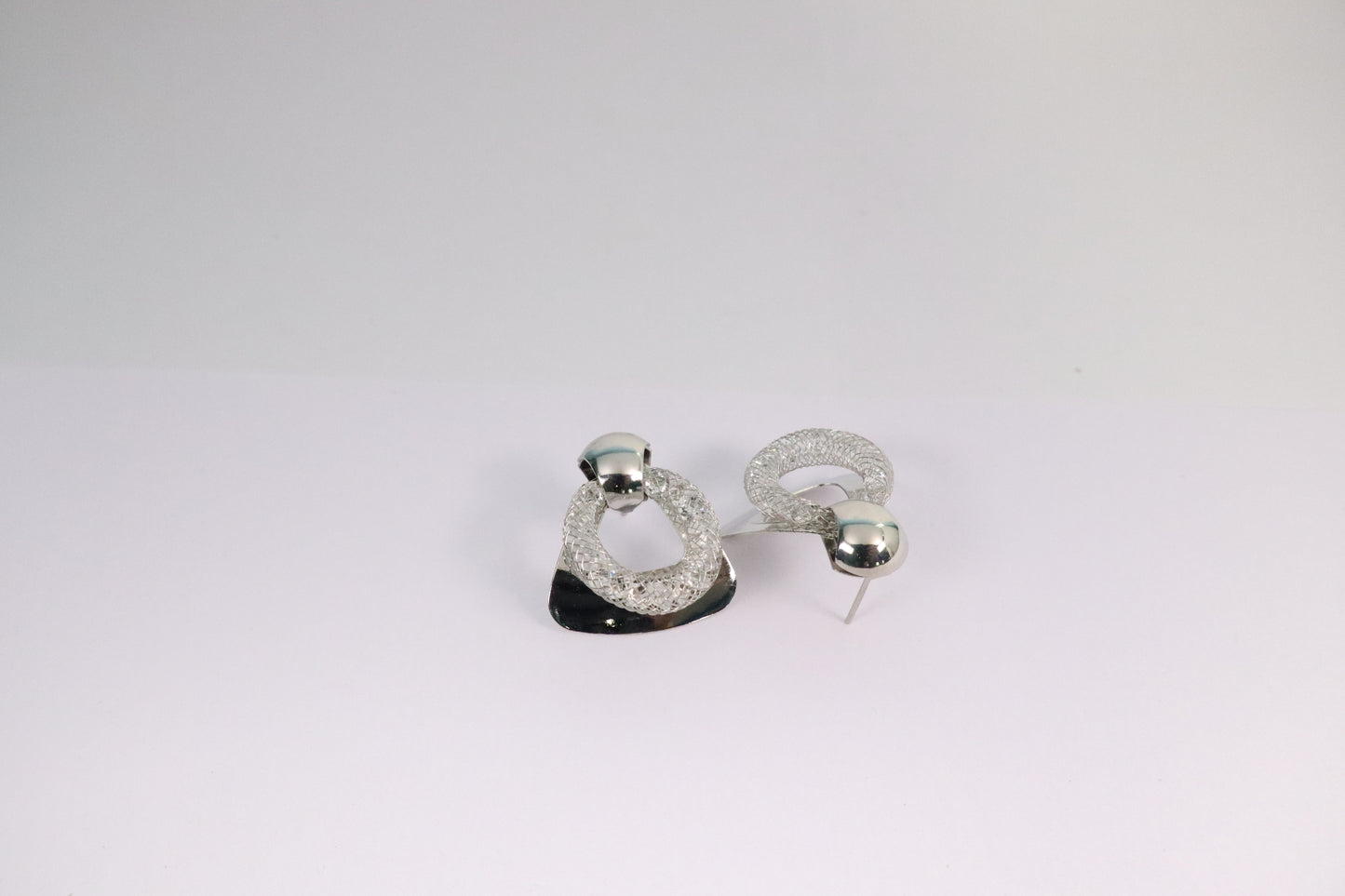 Geometric Circle Stud Earrings (SAP S21)