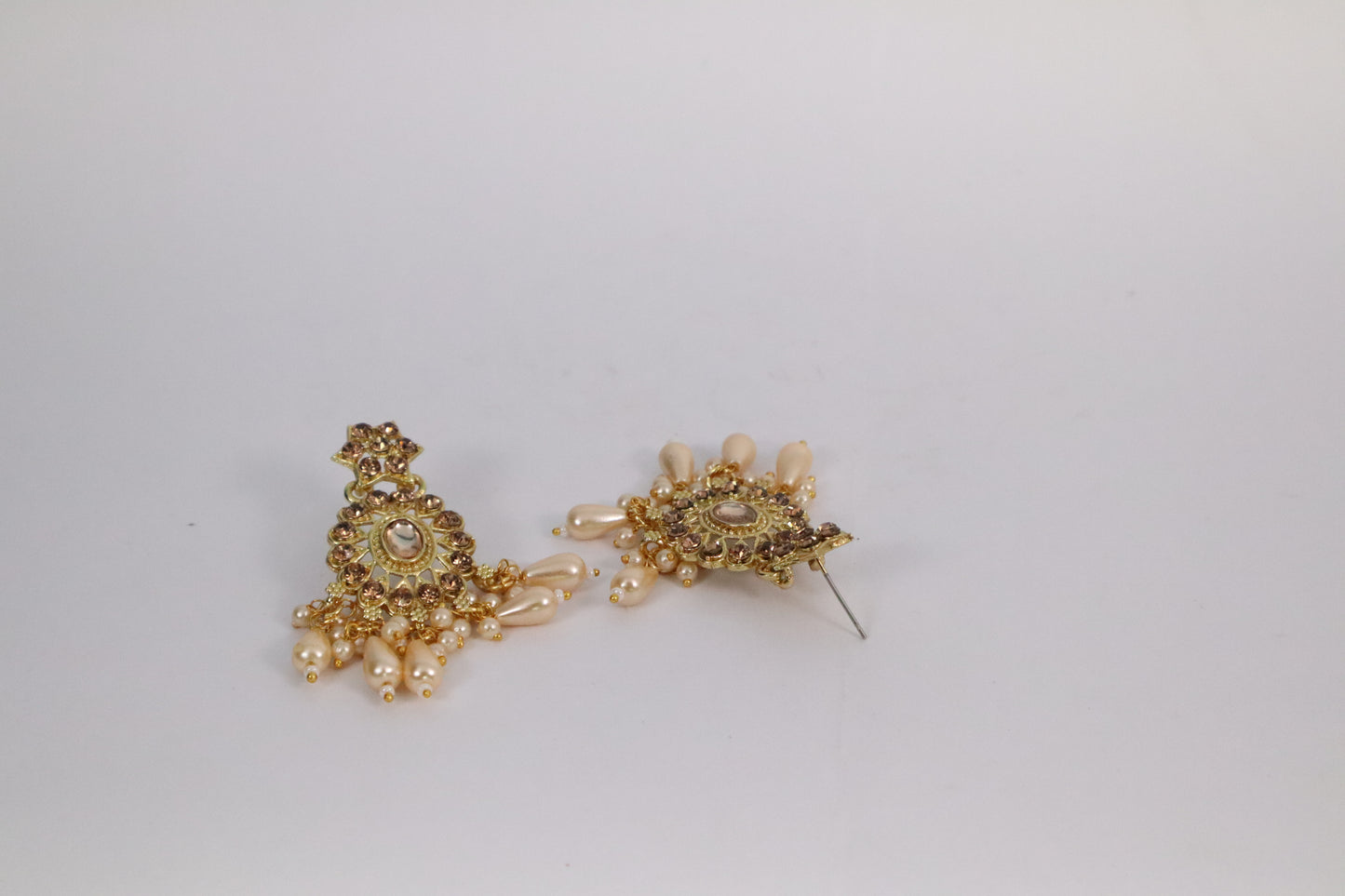 Vintage-Inspired Jhumka Earrings (DH F517)