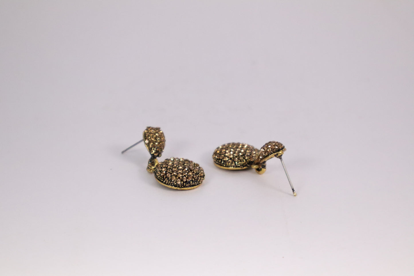Shimmering Crystal Oval Earrings (GOLDEN BLACK) (DH P744)