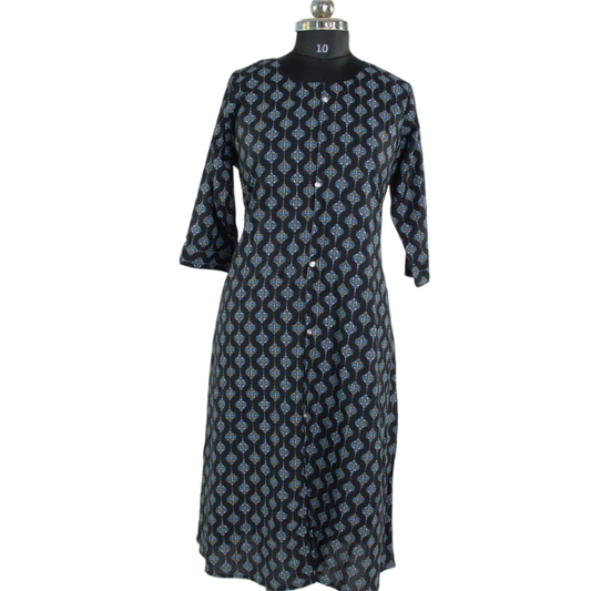 Midnight Magic: Black Kurta with Intricate Geometric Pattern