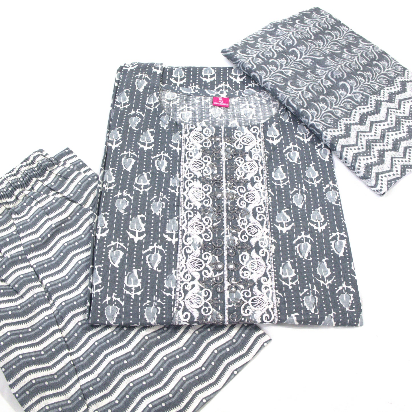Cozy Comfort: Grey Cotton Kurta Pyjama Set with Dupatta
